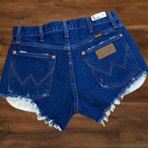 Wrangler Heritage Reworked Cut-Off Denim Shorts